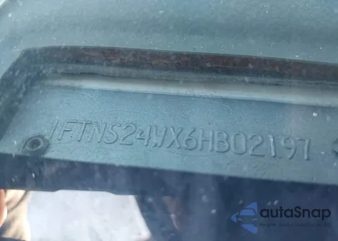 2006 Ford E-250 Commercial/Recreational z USA, uszkodzony, nr VIN 1FTNS24WX6HB02197